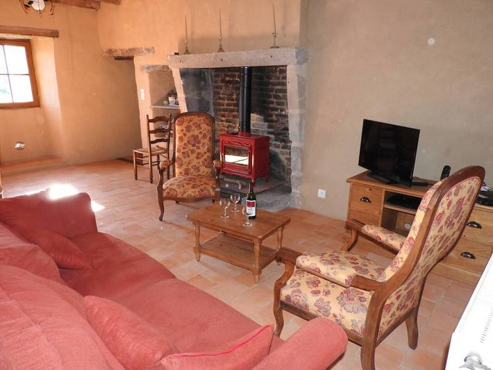 Charmantes Haus bei Nueil-les-Aubiers mit Garten in Nueil-les-Aubiers, Deux-Sèvres