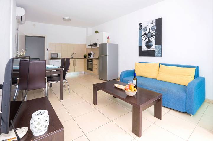 Ganze Wohnung, Ferienwohnung für 4 Personen mit Balkon in Protaras, Südzypern