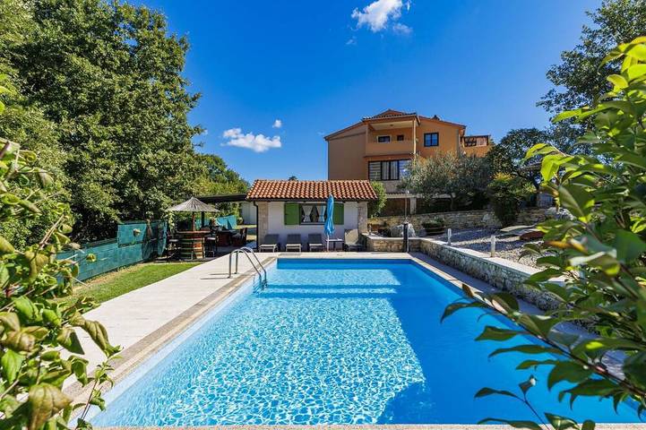 Ferienwohnung für 3 Personen, mit Pool