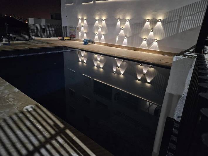 Location de vacances pour 4 personnes, avec terrasse ainsi que vue et piscine à Tanger