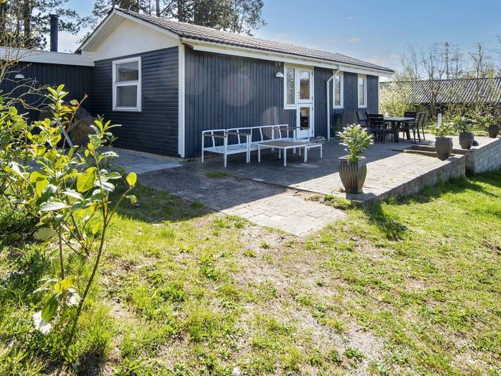 Ferienhaus für 8 Personen, mit Terrasse und Pool sowie Sauna in Djursland