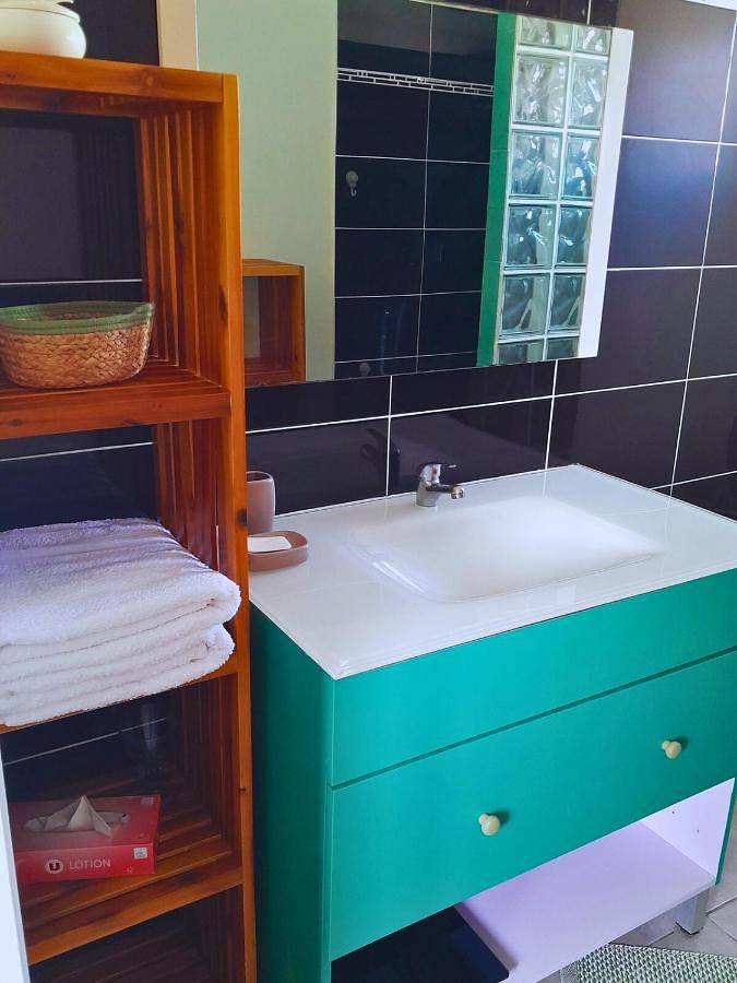 Location de vacances pour 7 personnes, avec piscine et terrasse dans Port-Louis (Guadeloupe) - 2