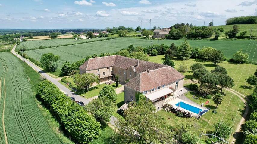Chambre d’hôte pour 2 personnes, avec vue ainsi que piscine et jardin, animaux acceptés à Plottes - 3