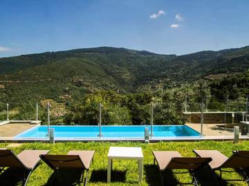 Villa for 13 Guests in Cortona, Arezzo Province, Picture 4