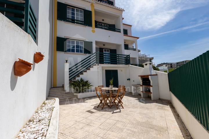 Lina's House in Praia dos Pescadores (Ericeira), Ericeira