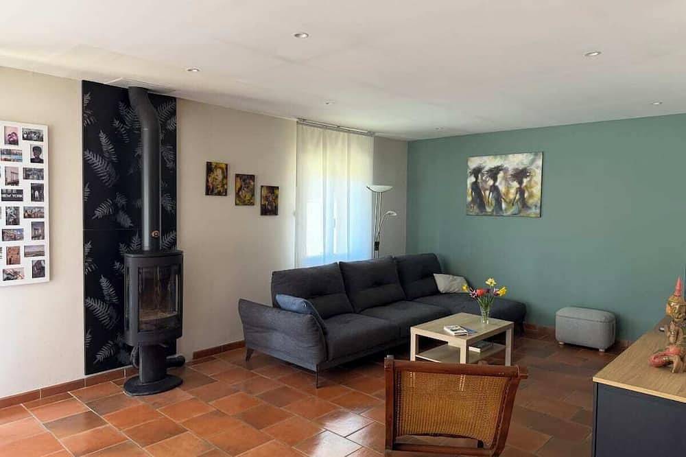 ⭐⭐⭐⭐Escapade & Jardin 5 min from L'Isle-sur-la-Sorgue in Le Thor, Vaucluse