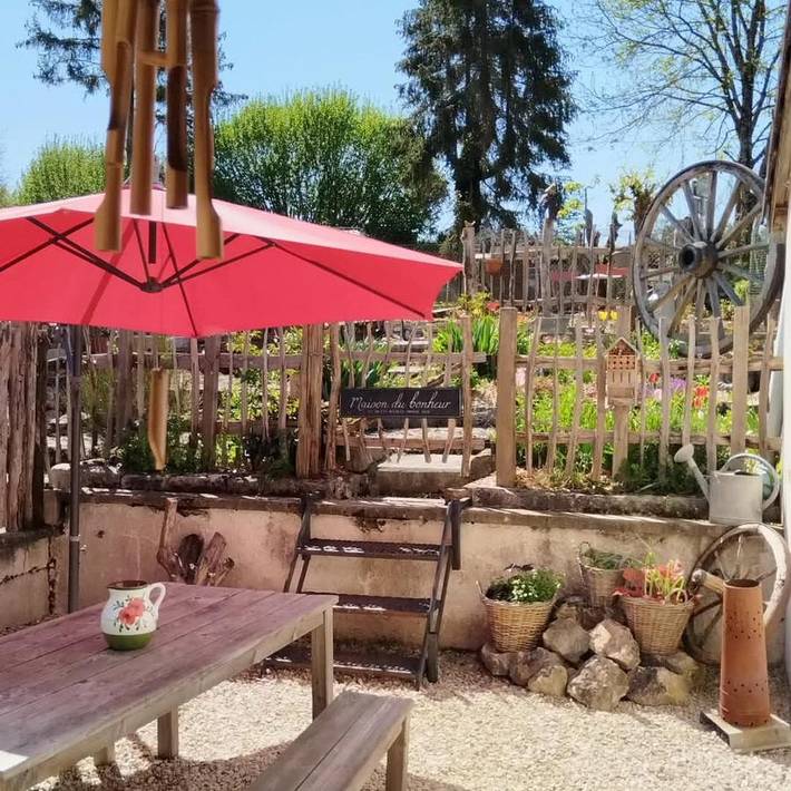 Gîte pour 6 personnes, avec jardin et vue à Cunfin