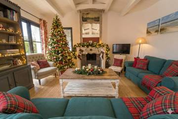 Maison De Vacances pour 12 Personnes dans La Flotte, Côte des Fleurs, Photo 1