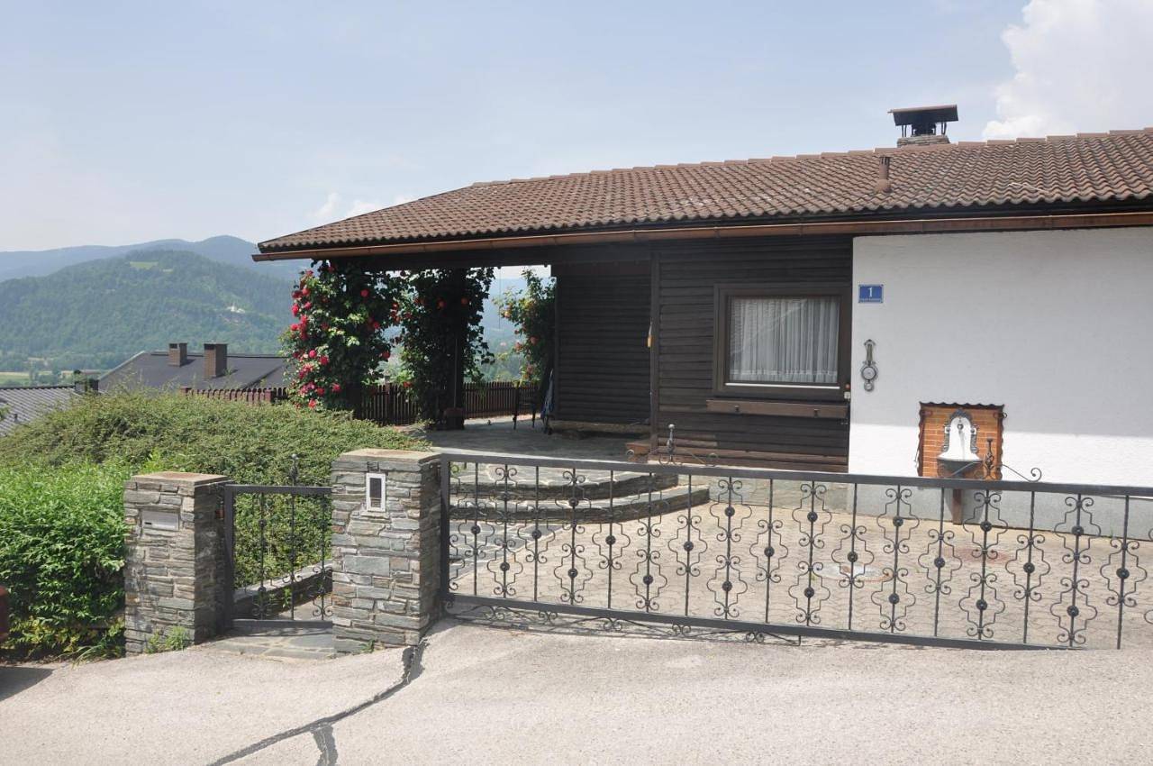 Two-Bedroom House in Feldkirchen in Kärnten, Bezirk Feldkirchen