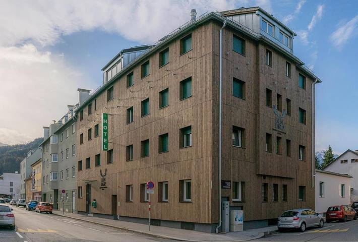 Hotel für 2 Personen, mit Ausblick und Sauna sowie Terrasse, mit Haustier in Innsbruck