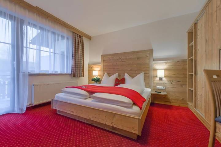 BnB für 2 Personen, mit Balkon und Ausblick in Flachau - 3