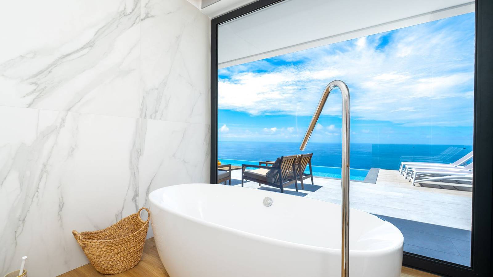 Heaven's Nest by Lovelystay in Pináculo, Tabua