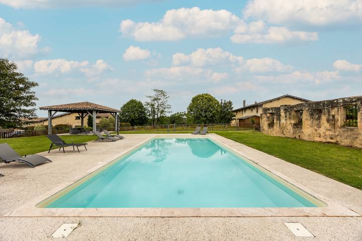 Filter.hub_barrierfree.vacation_home pour 7 personnes, avec Jardin en Nouvelle-Aquitaine - 3