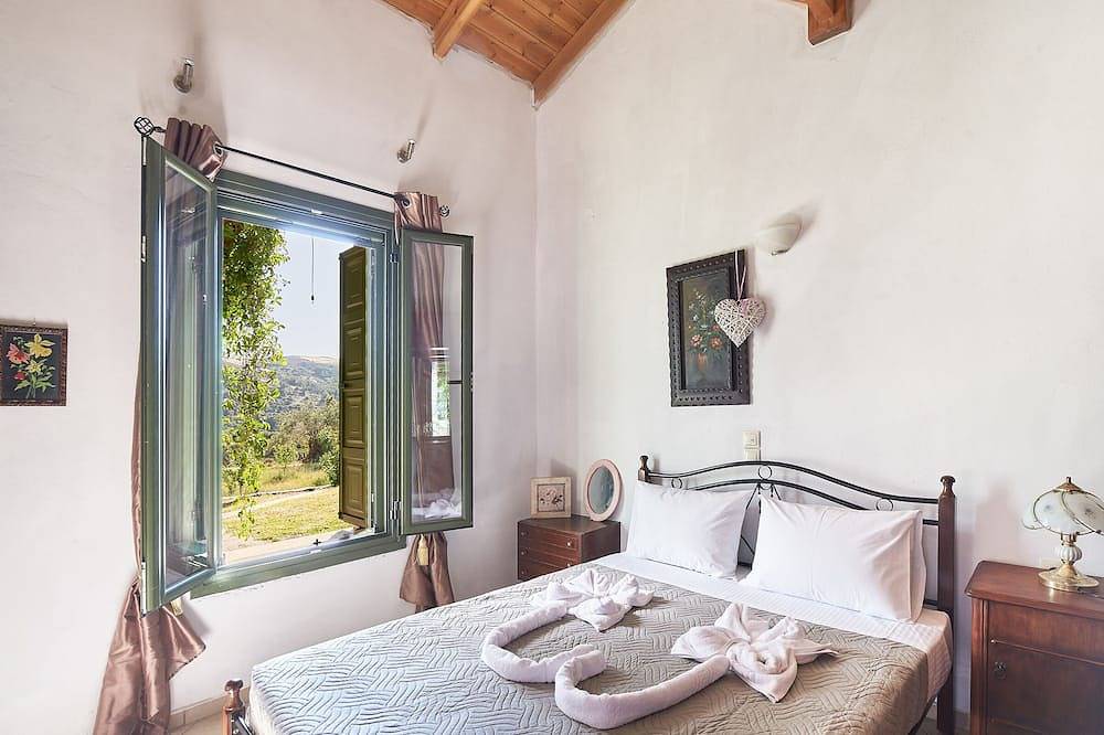 Authentic Cottage in a heaven of natural Beauty in Sempronas, Région de la Canée