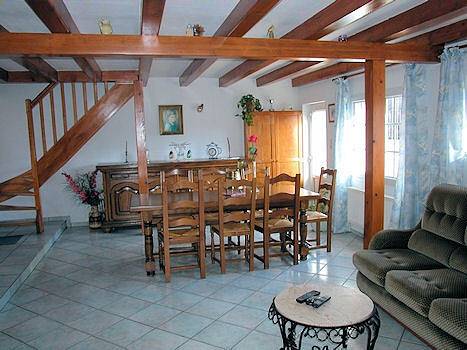 Gîte pour 6 personnes, avec jardin et terrasse, animaux acceptés à Tancon - 3