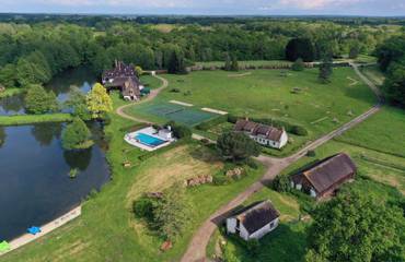 Chambre d’hôte pour 2 personnes, avec jardin ainsi que jacuzzi et piscine dans Sologne