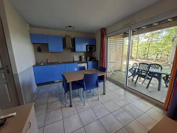Gîte pour 4 personnes, avec Terrasse et Jardin ainsi que Piscine et Vue à Chaveignes - 2