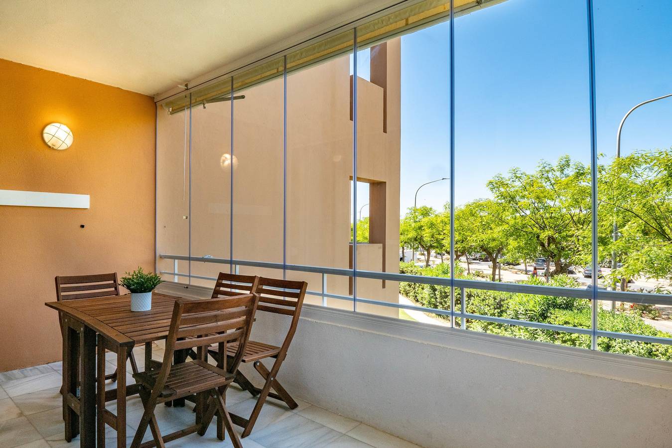Geheel appartement, Appartement 'Kiko Las Américas' met zeezicht, zwembad en wifi in Urbasur, Isla Cristina