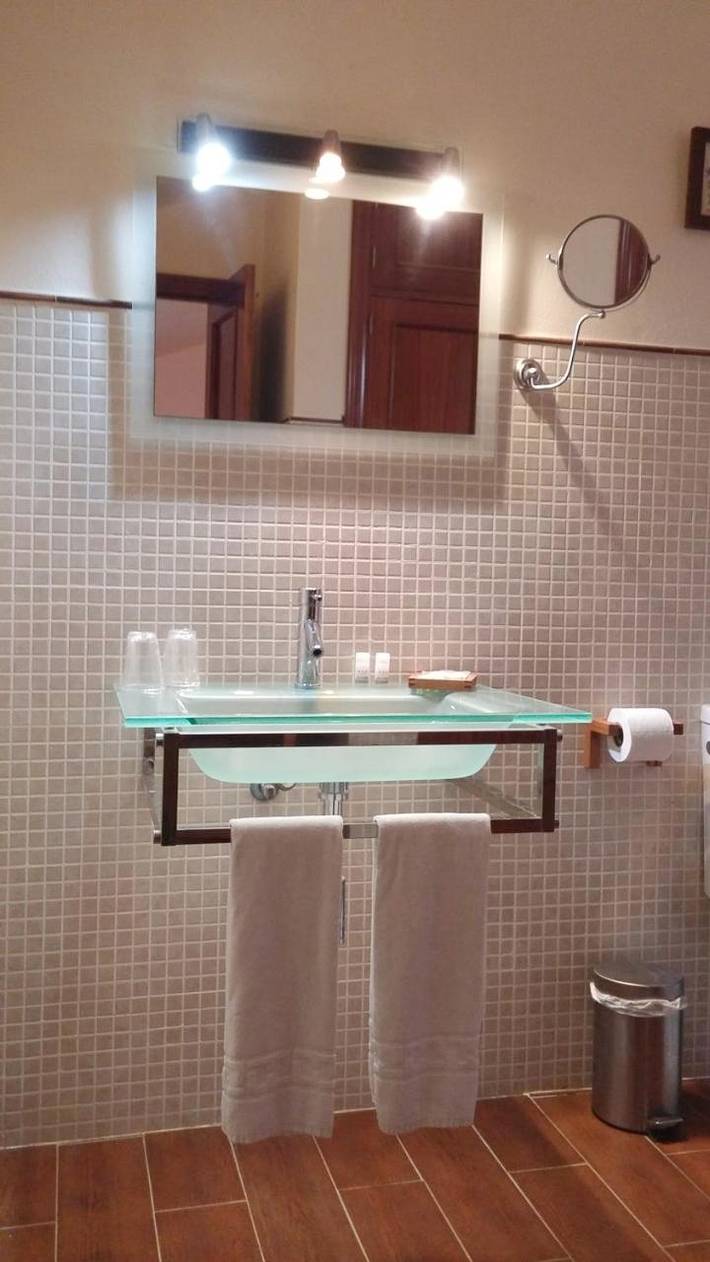 Casa rural para 4 personas, con terraza además de piscina y vistas, Se admiten mascotas en Aracena - 2