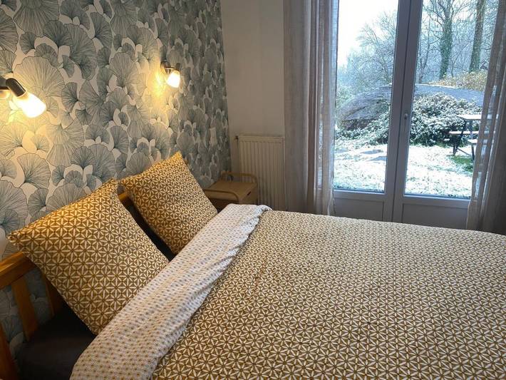 Gîte pour 2 personnes, avec Terrasse ainsi que Jardin et Vue à Ouzous - 4