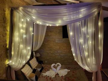 Gîte pour 4 personnes, avec terrasse et jacuzzi à Anneyron