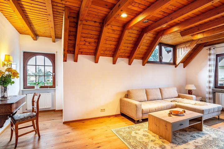 Ganze Wohnung, Ferienwohnung 'Cheng One' mit Privatterrasse, Balkon und Wlan in Baden-Baden, Nordschwarzwald