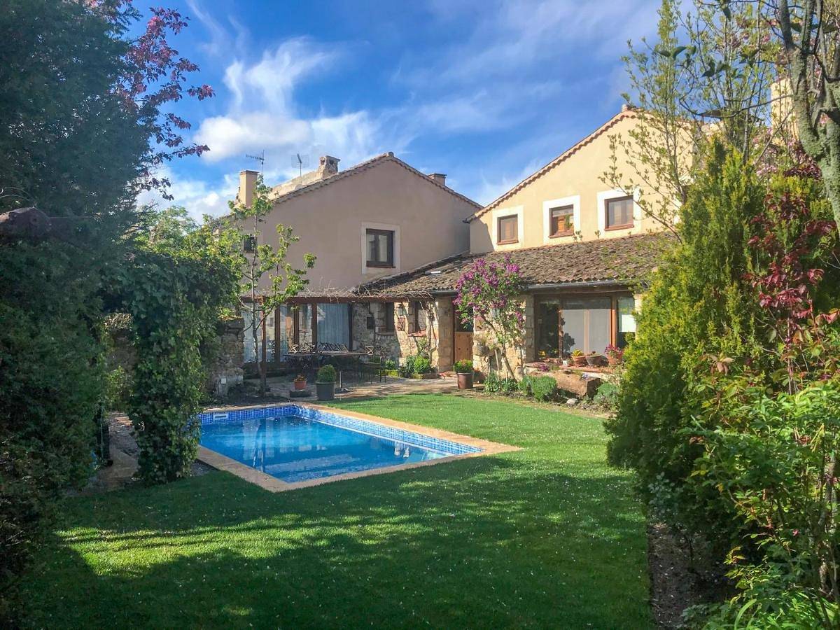 Charming Boutique Country House Villa Cristina Sotosalbos in Sotosalbos, Provincia de Segovia