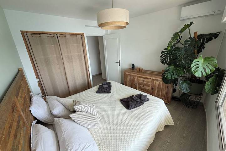 Appartement entier, Appartement « Sur l'Eau », plage et centre à pied. Golfe de Saint-Tropez in Sainte-Maxime, Côte méditerranéenne (France)