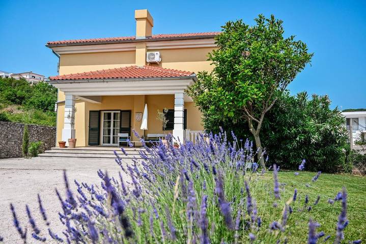 Chambre d’hôte pour 2 personnes, avec balcon ainsi que piscine et vue dans Krk - 3