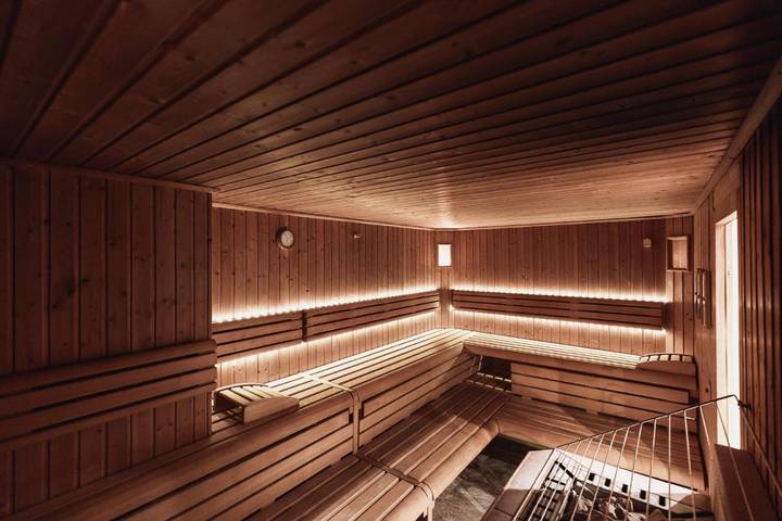 Hotel für 4 Personen, mit Whirlpool und Pool sowie Sauna und Garten in Reischach Südtirol - 4