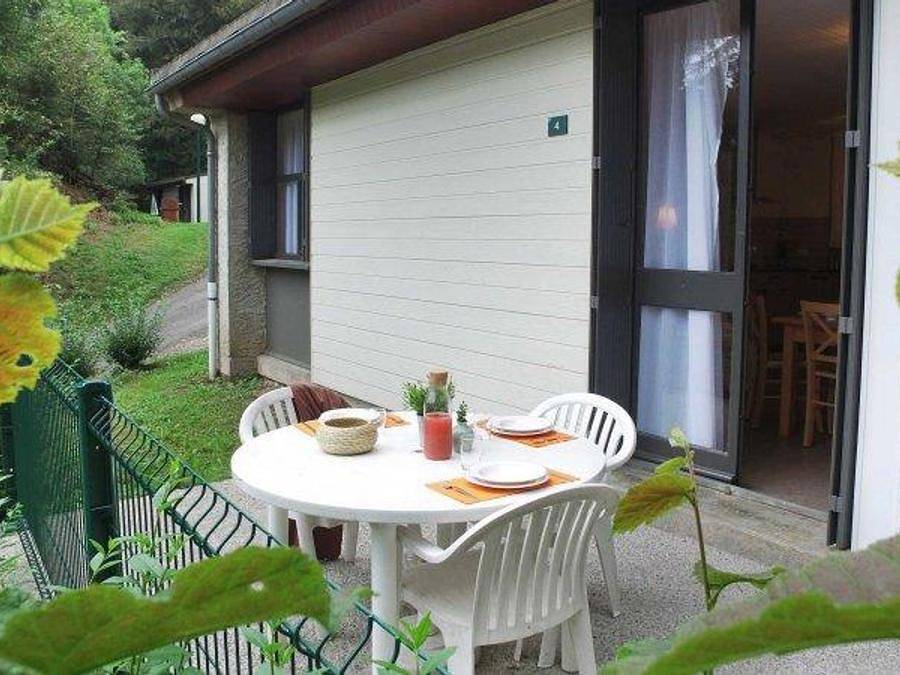 Vvf Villages - Les lacs du Cantal - Champs-sur-Tarentaine-Marchal  - Gîte 6 personnes in Champs-sur-Tarentaine-Marchal, Parc naturel régional des Volcans d'Auvergne