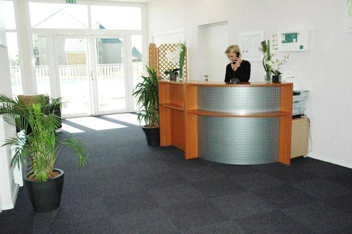 Chambre d’hôte pour 4 personnes, avec piscine ainsi que vue et jardin à Équemauville - 3