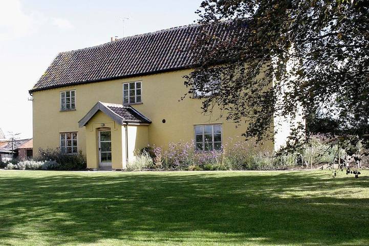 Holiday rental for 21 people in Suffolk