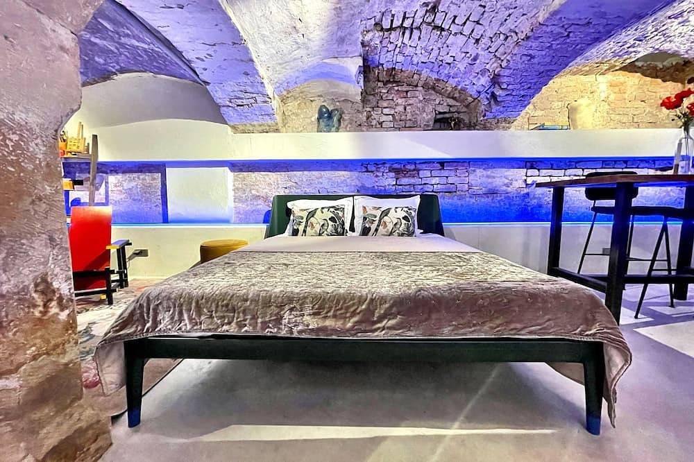 Ganze Wohnung, Private, spacious Ateliertostay! 150m2 in Deventer, IJssel