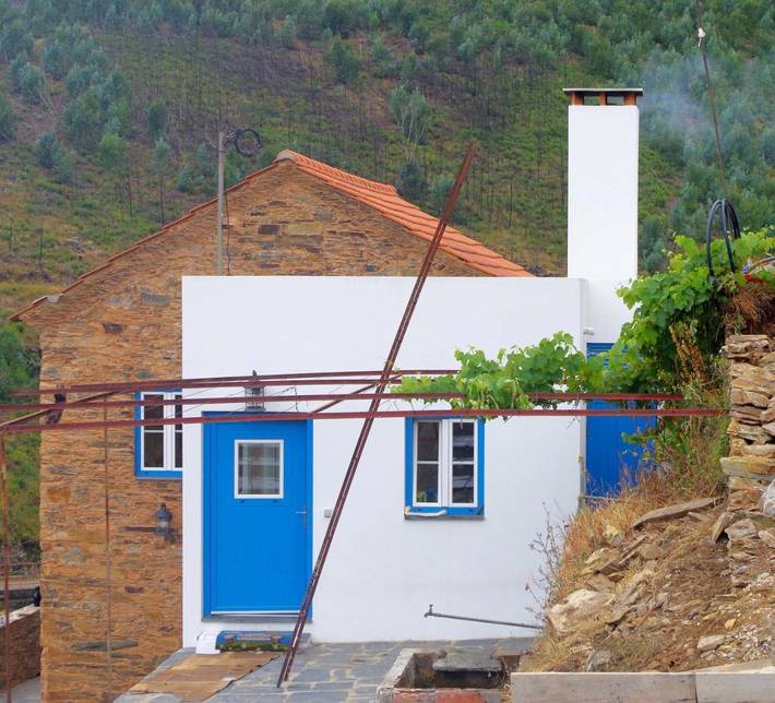 Maison de campagne pour 4 personnes, avec vue et jardin, animaux acceptés dans Alvares
