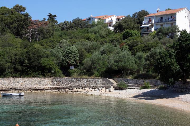 Appartement entier, Garçonniere avec la terrasse et la vue sur le mer Suha Punta, Rab As-5050-a in Kampor, Rab