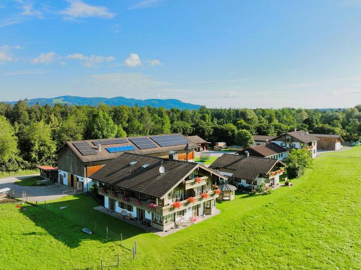 Bauernhof für 5 Personen, mit Balkon/Terrasse und Balkon, kinderfreundlich in Oberbayern - 4