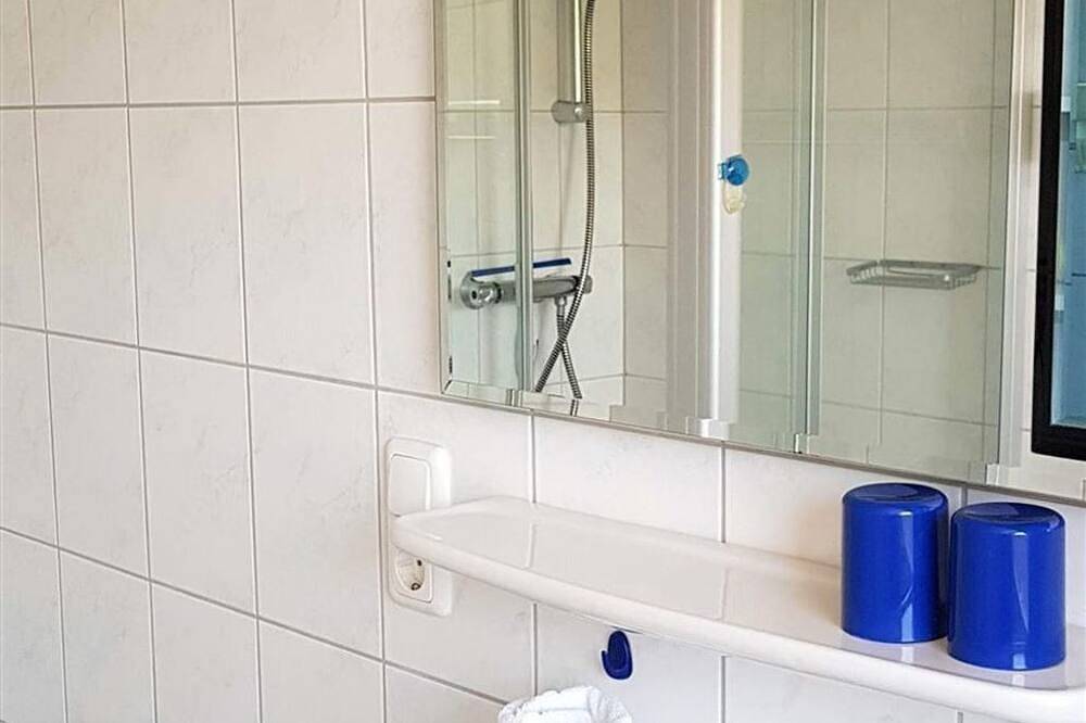 Ganze Wohnung, Ferienwohnung Floppy Hansi Og 2 - Haus Floppy Hansi in St. Peter-Ording, Eiderstedt