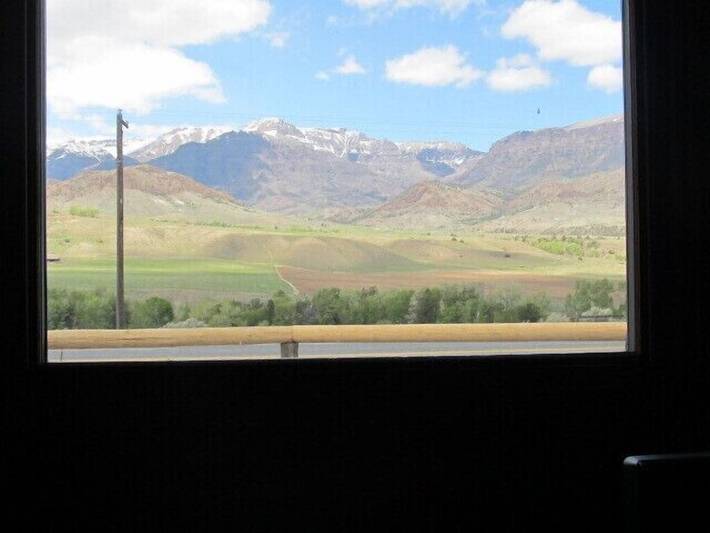 Gîte pour 6 personnes, avec terrasse, animaux acceptés à Wapiti - 2