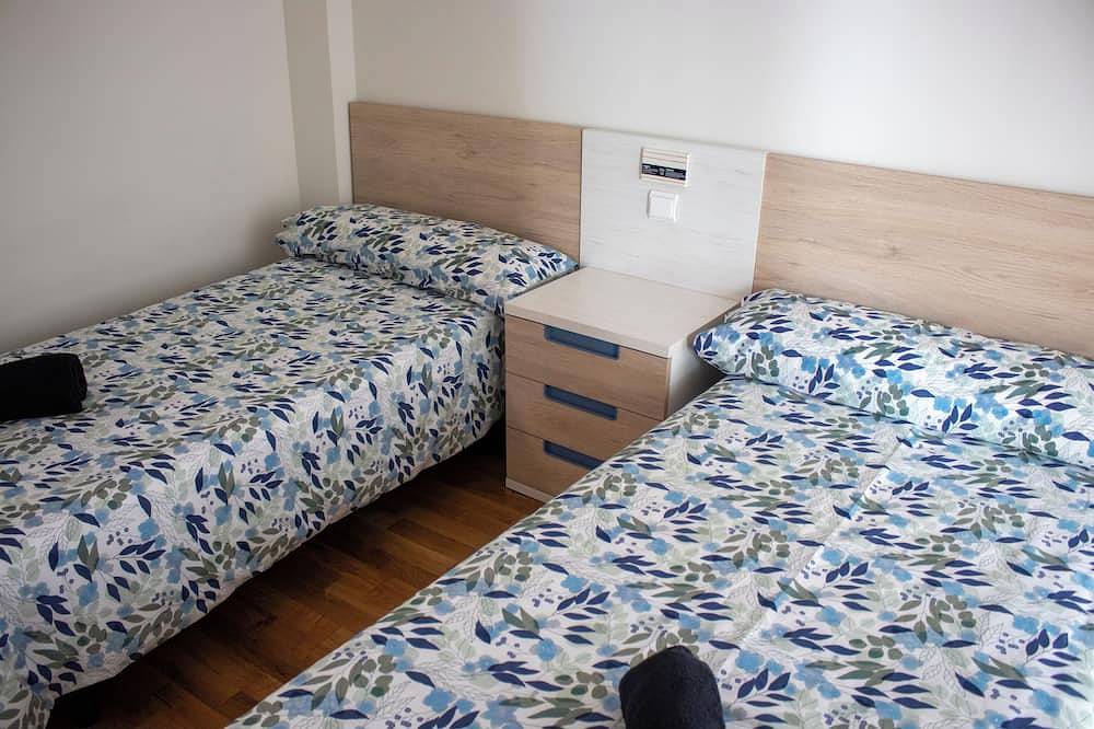 Entire apartment, Plaza Mayor-Perfect Location-Vut09-0448-With Optional Parking in Burgos, Burgos Province