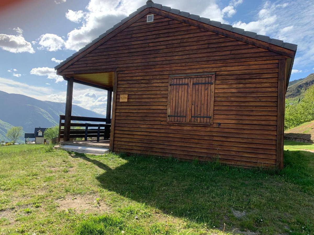 Two-Bedroom Chalet in Ax-les-Thermes, Pyrénées