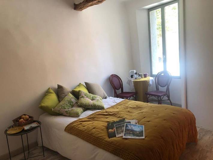 Gîte pour 2 personnes, avec balcon à Correns - 3