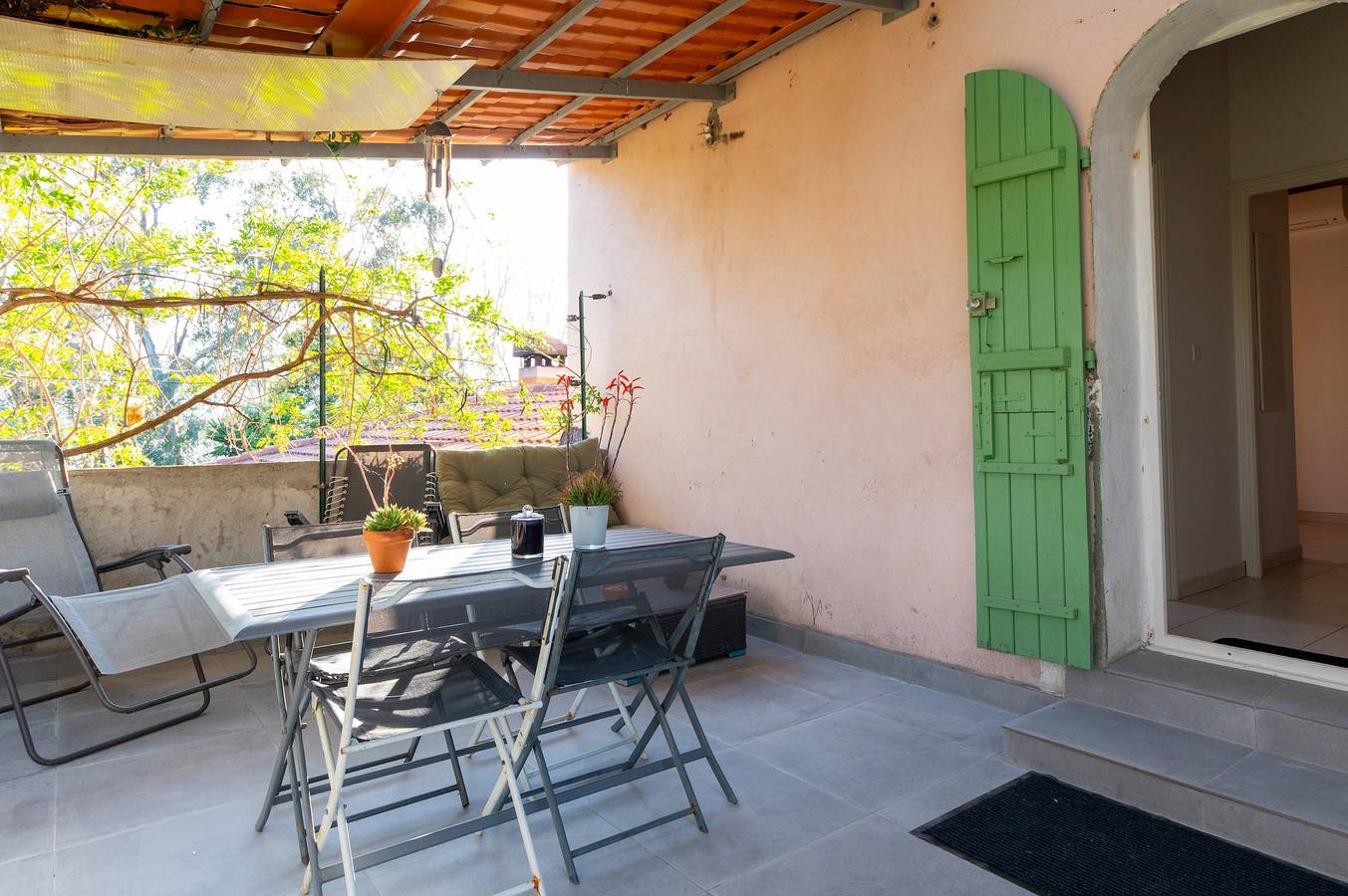 Casa de vacaciones 'F2 a 100 m de la playa' con vistas a la montaña, Wi-Fi y aire acondicionado in Borgo, Región de Bastia