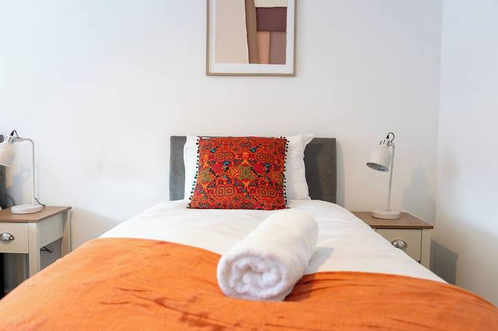 Maison 7 Couchages avec Jardin in Wolverhampton, Région de Birmingham