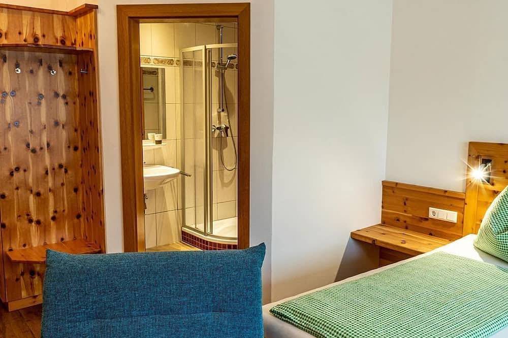 Ganze Wohnung, Apartment/Wohn-Schlafraum/Dusche, Wc - Mandl, Haus in Mariapfarr, Bundesland Salzburg