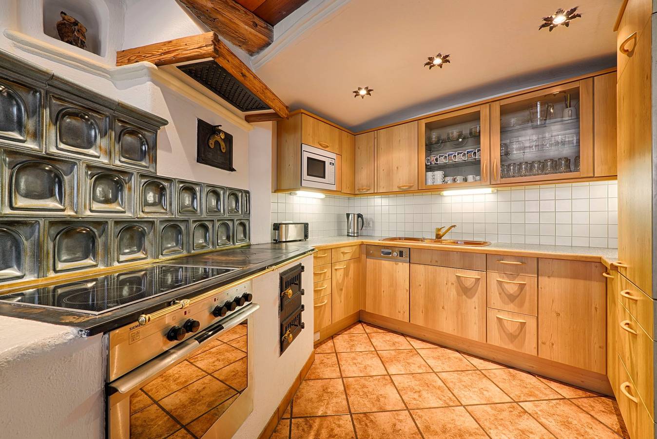 Ferienhaus 'Grabenhäusl' mit Bergblick, Privatem Garten und Wi-Fi in Großarl, Ski Amadé