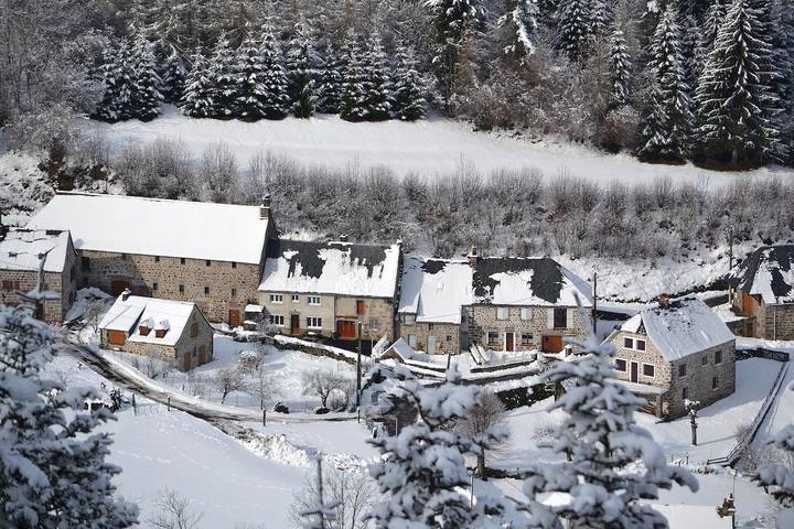 Gîte pour 8 personnes, avec terrasse - 1