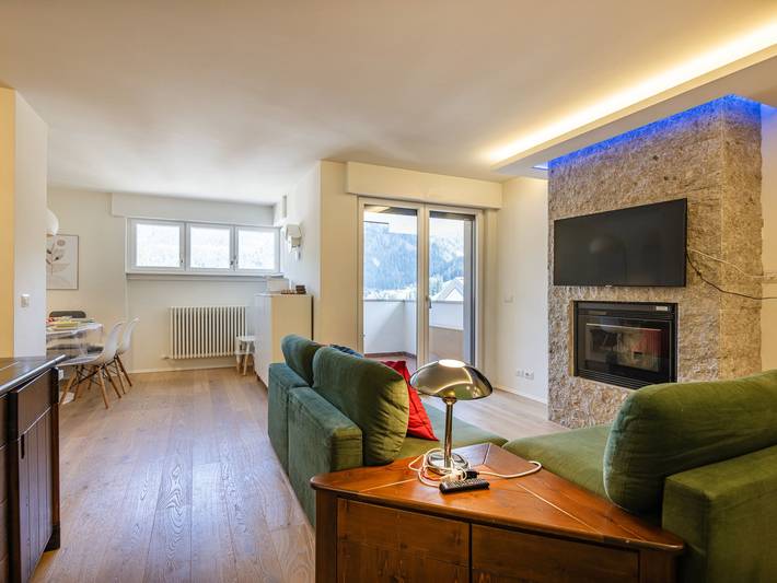 Ferielejlighed for 5 personer, med balkon i Canazei