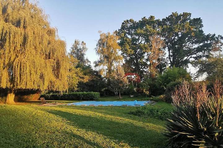 Location de vacances pour 12 personnes, avec piscine ainsi que jardin et vue dans Lac d'Orient - 4