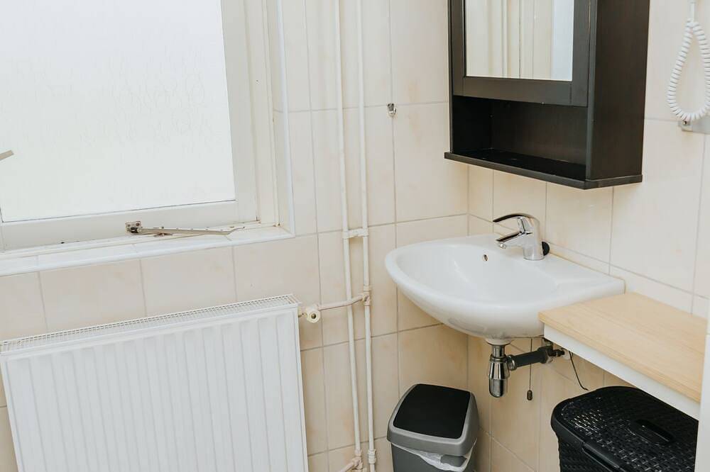 Charmantes Ferienhaus in Ouddorp aan Zee, Südholland (max. 6 Personen) in Ouddorp, Goeree-Overflakkee